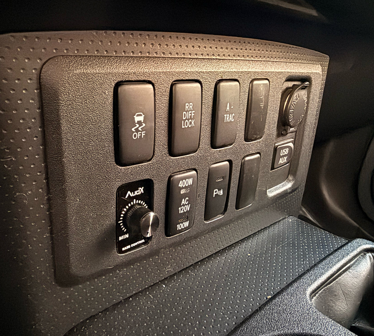 TYBS-L | Toyota Bass Knob Mounting Adapter